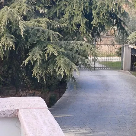 Apartament La Fontana Aradeo